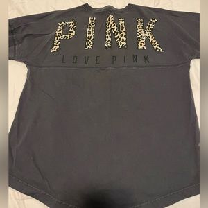 Good used condition long sleeved PINK dark grey animal print top